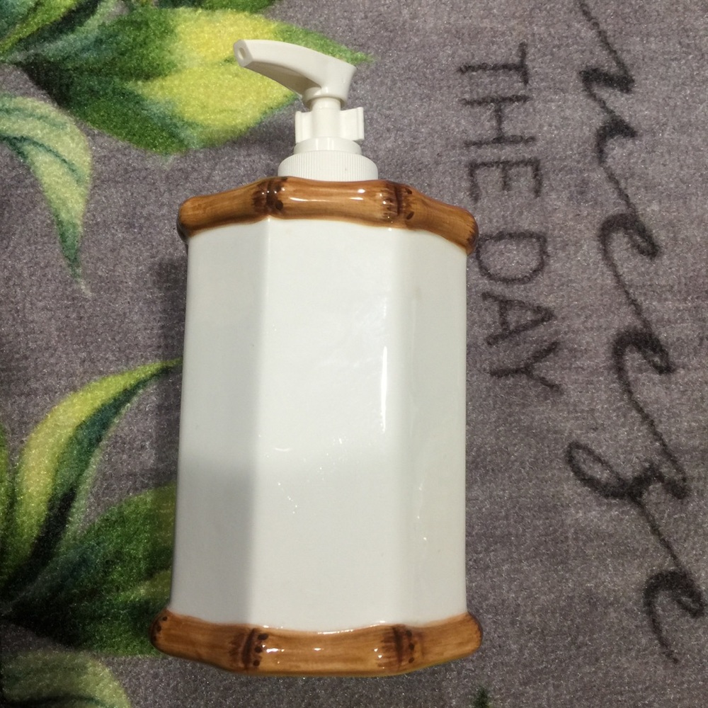 ✔️New Bamboo Ceramic Soap/Lotion Dispenser